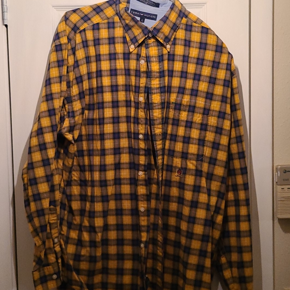 Long sleeve shirt